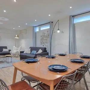 https://apt-cosy-buttes-chaumont-botzaris-12.fr-paris.fr